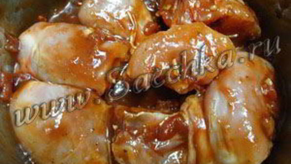 курица в томатном соусе с чесноком