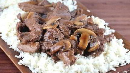 Мясо с грибами в мультиварке