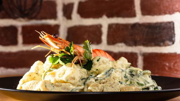 ньокки с соусом из креветок