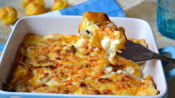 ньокки-суфле под грибным соусом бешамель