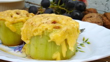 Кабачки, фаршированные фаршем