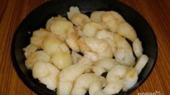 картофель, запеченный в соевом соусе с чесноком