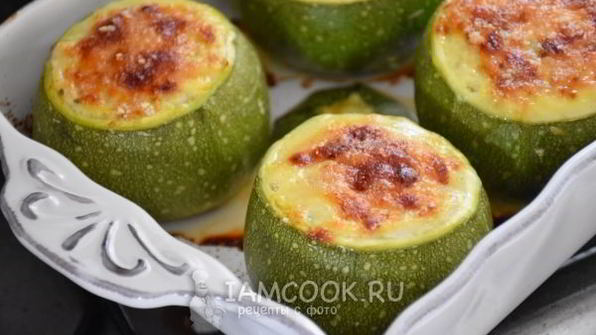 цукини, фаршированные мясом индейки и сыром