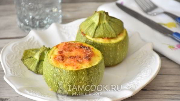 цукини, фаршированные мясом индейки и сыром