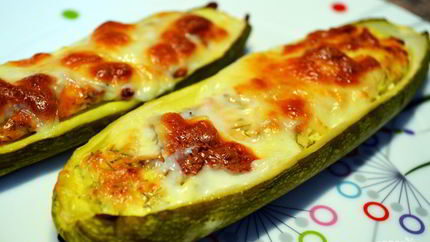 Цукини, запеченные с начинкой