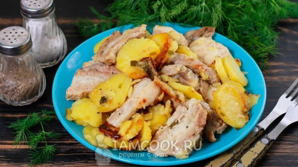 запеченная картошка с мясом в мультиварке