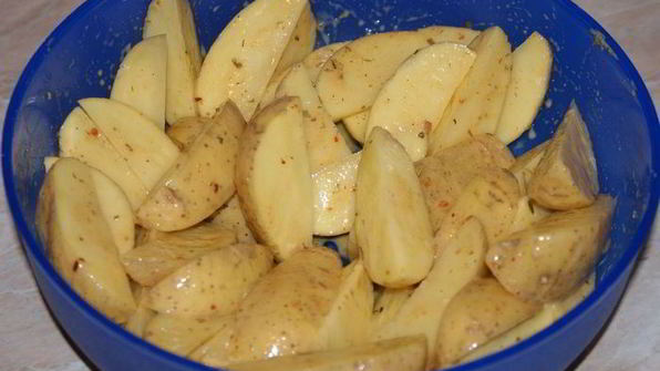 запеченный картофель в горчичном маринаде