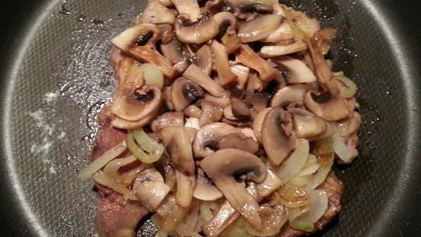 куриная печень под шапкой