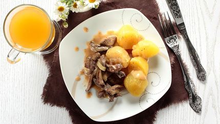 Печень по строгановски в мультиварке