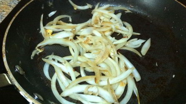 тушеная говяжья печень