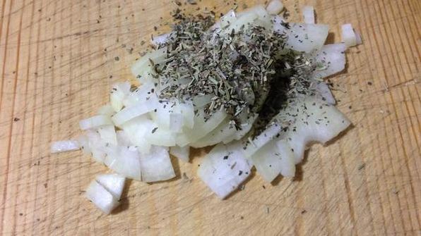 жареная фуагра с шоколадным соусом