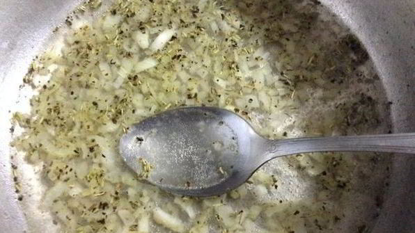 жареная фуагра с шоколадным соусом