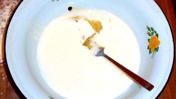 ароматное зеленое пельменное тесто