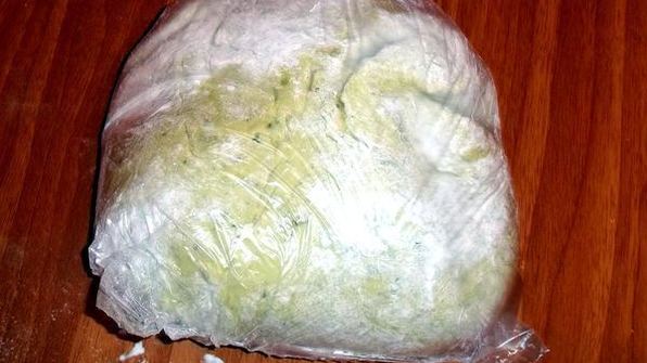 ароматное зеленое пельменное тесто