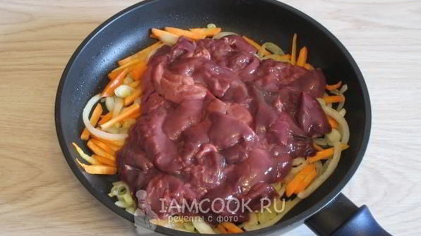 пельмени по-амурски в горшочках