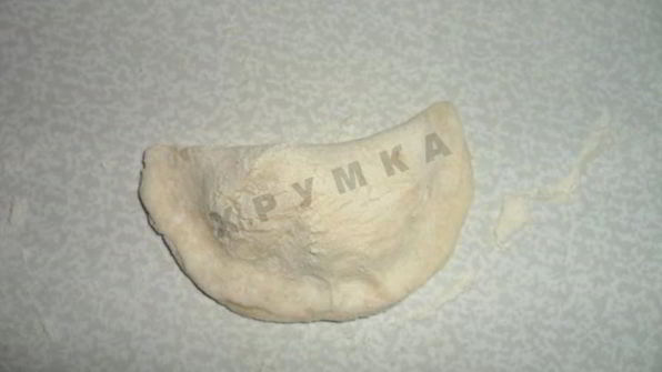 пельмени с креветками и сыром