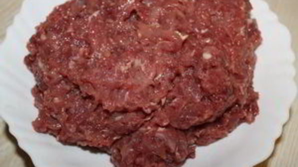 пельмени с уткой и клюквенным соусом