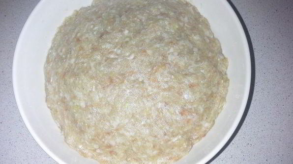 пельмени-ушки из морковного теста