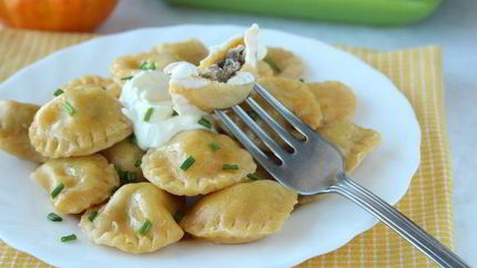 Пельмешки из тыквенного теста