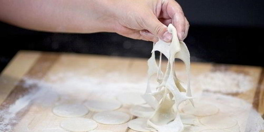 Рецепт теста на пельмени на молоке