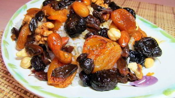 армянский плов с изюмом и сухофруктами сладкий