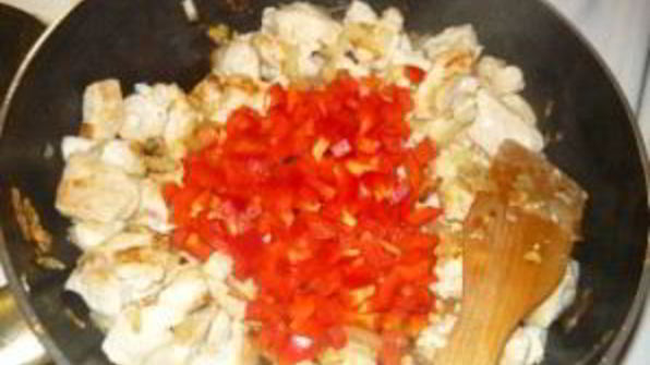 паэлья с курицей и креветками