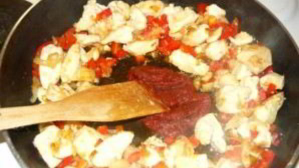 паэлья с курицей и креветками