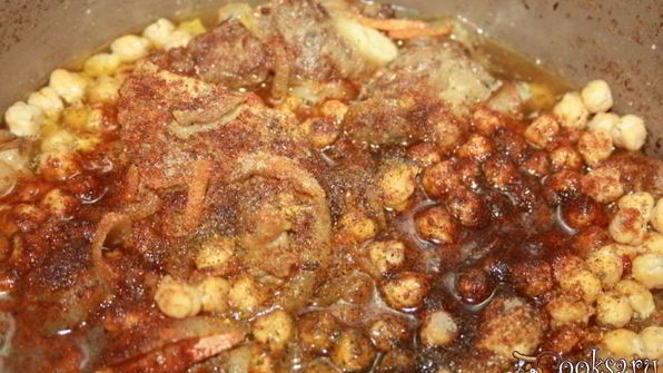 плов с говядиной, курицей и нутом в мультиварке