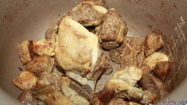 плов с говядиной, курицей и нутом в мультиварке