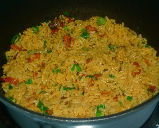 Плов со свининой в кастрюле