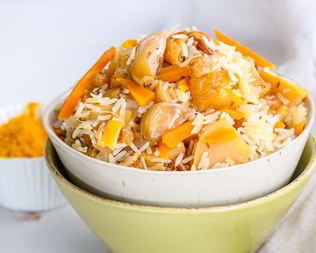 Постный плов с овощами и сухофруктами