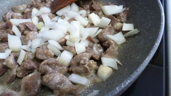 овощное рагу с куриными желудками