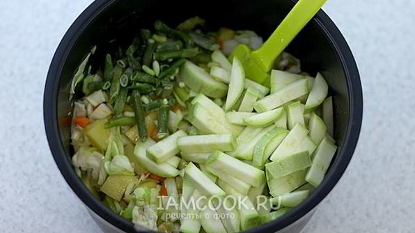 овощное рагу в скороварке