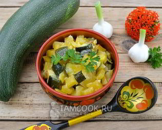 Постное рагу из кабачков с картошкой в мультиварке