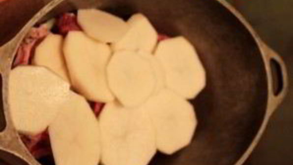 рагу из говядины с картофелем