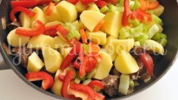 рагу из говядины с овощами