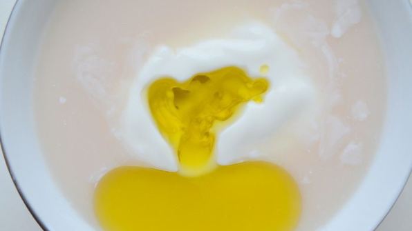 цельнозерновые сметанные треугольники с аппетитным рагу из индейки