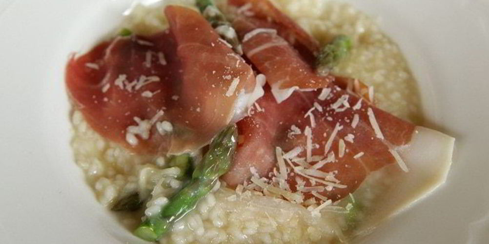 Рецепт ризотто со спаржей и пармской ветчиной