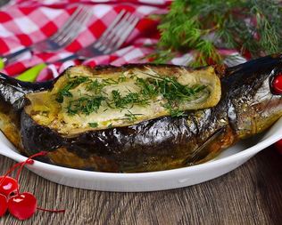 Фаршированная скумбрия в фольге