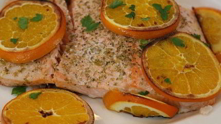 Семга, запеченная с апельсинами