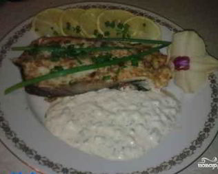 Семга, запеченная в духовке по-королевски