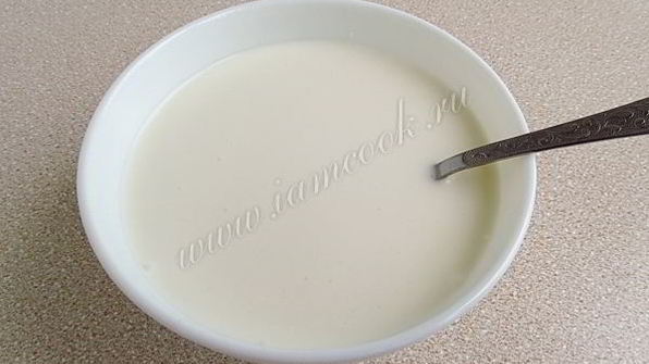 толстолобик, тушеный в укропно-луковом соусе