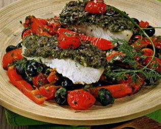 Треска с чермулой и овощами