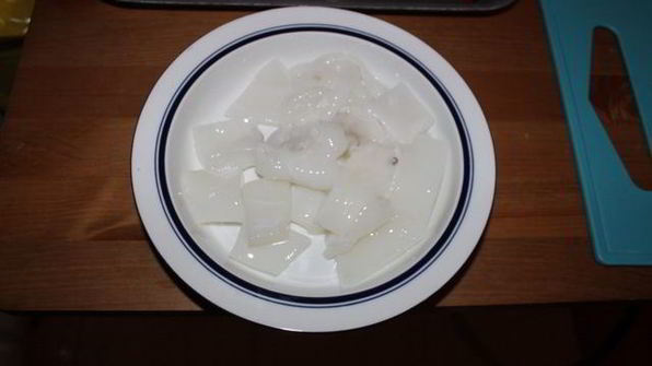 запеченная в фольге каракатица с кабачками