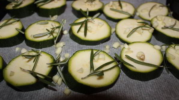 запеченная в фольге каракатица с кабачками