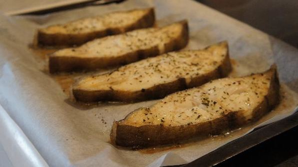 запеченый палтус на овощной подушке