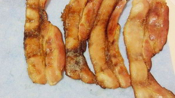 жареные кальмары с беконом