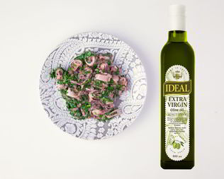 Жареные кальмары с петрушкой и лимоном