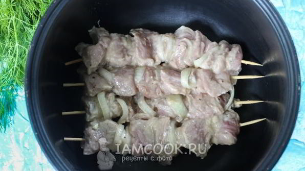 шашлык из свинины в мультиварке