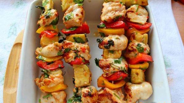 шашлык куриный с овощами